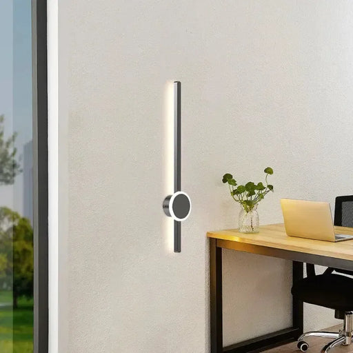 BRAYTRON crna zidna LED lampa 16W