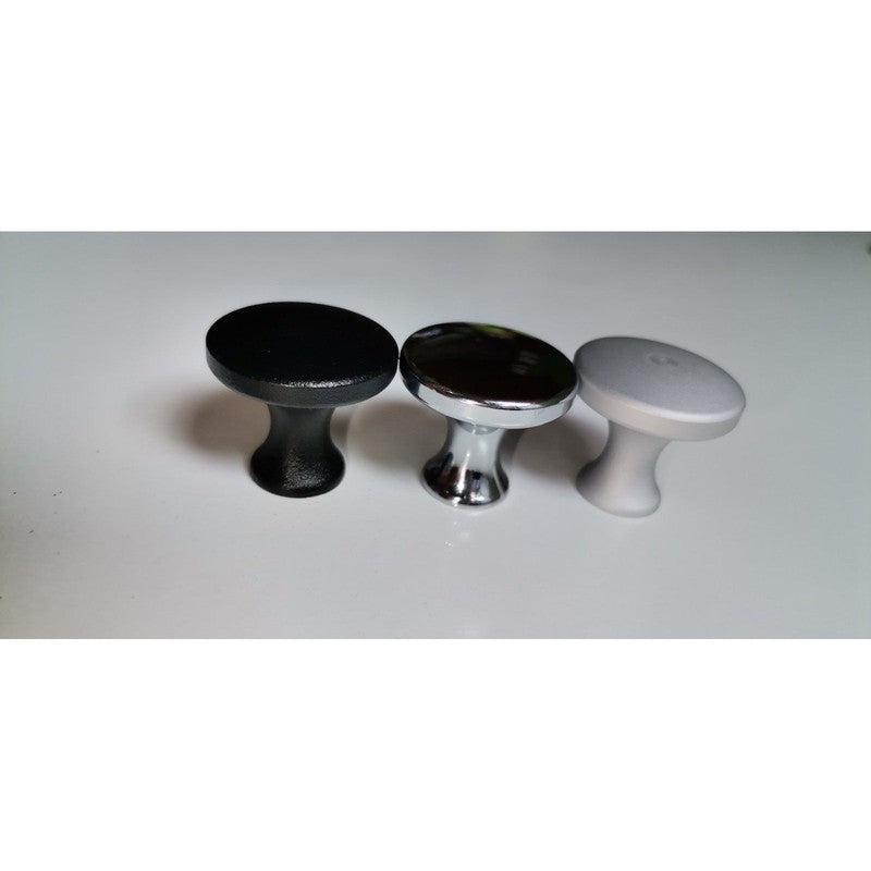 Dugme model V33