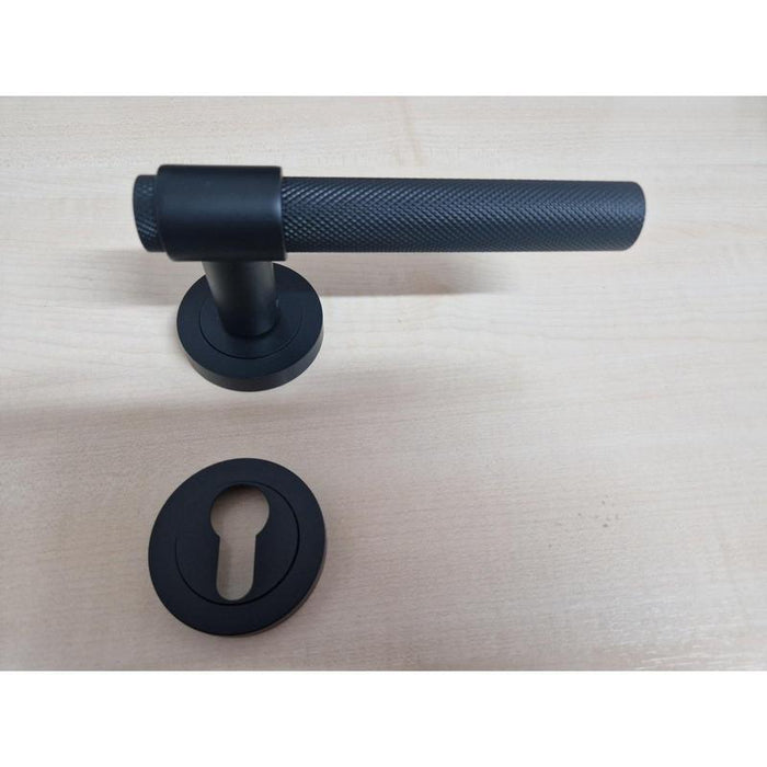 KVAKA SA ROZETOM ZA VRATA - 496