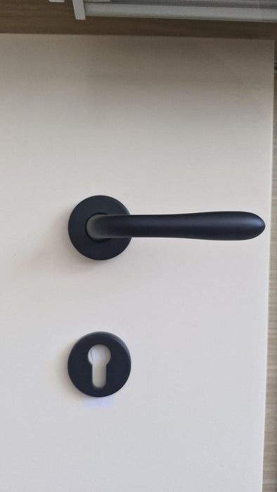 Kvaka MIRA RB NE crna ARIENI